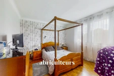 INDRE<span></span>MAISON<span></span>6 PIÈCES<span></span>4 CHAMBRES<span></span>142M2<span></span>385 000€