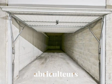 Bel appartement de 66,49m2<span></span>Construction de 2002<span></span>DPE C<span></span>Ascenseur<span></span>2 chambres<span></span>balcon<span></span>1 Box double<span></span>Local à vélo<span></span>Nantes<span></span>10 rue Babonneau