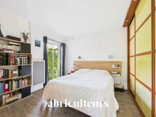 Magnifique maison de 259m2 - 4 chambres - Piscine intérieure - Domaine du Haut Bissin - Garage - Terrain de 1800m2