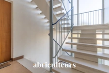 Appartement traversant<span></span>3 pièces<span></span>64 m²<span></span>cave et parking<span></span>Bois d'Arcy