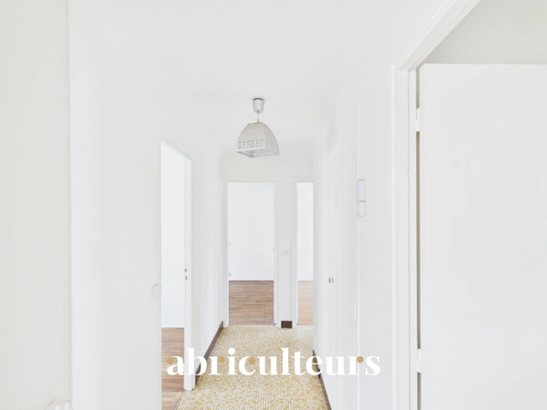 Maison familiale avec jardin de 560 m² en vente à Meaux 77100
