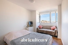 Appartement T4 traversant lumineux en vente à Marseille 13008