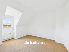 Maison  spacieuse -  150 m² - 5 pièces  - 4 chambres - Avilly St Léonard