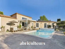 Superbe Villa Familiale de Plain-Pied de 139 m² avec Piscine Chauffée  en vente à Boissi (30114)