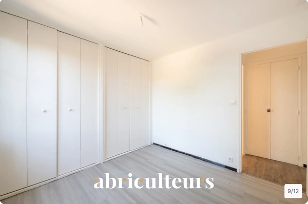 Appartement<span></span>52 m²<span></span>3 pièces<span></span>Marseille 12e Impasse de la Marionne