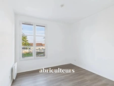 Appartement T3 - Traversant Est/Ouest - Résidence de standing à Survilliers
