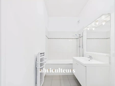 Appartement T3 - Terrasse &  Jardin - Traversant Est/Ouest - Résidence de Standing