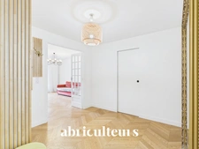 Versailles - Magnifique appartement traversant - refait à neuf - 3 pièces - 68 m² - Balcon + cave