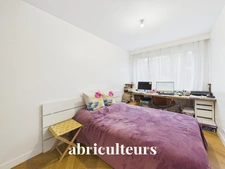 Versailles - Magnifique appartement traversant - refait à neuf - 3 pièces - 68 m² - Balcon + cave