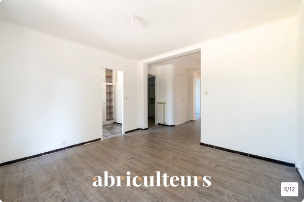 Appartement<span></span>52 m²<span></span>3 pièces<span></span>Marseille 12e Impasse de la Marionne
