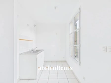 Appartement T3 - Traversant Est/Ouest - Résidence de standing à Survilliers