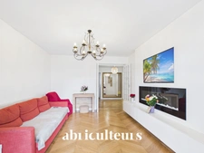 Versailles - Magnifique appartement traversant - refait à neuf - 3 pièces - 68 m² - Balcon + cave