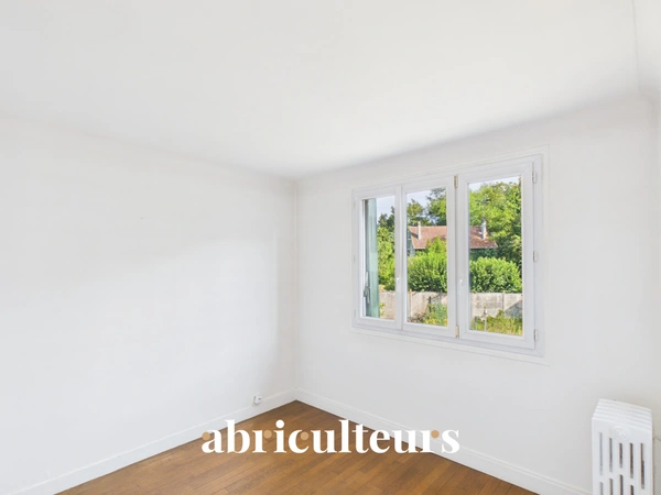Maison familiale avec jardin de 560 m² en vente à Meaux 77100