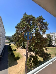 Appartement Bourgoin Jallieu 4 pièce(s) 61 m2