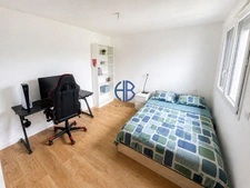 À vendre  Maison 4 pièce(s) 90 m2 récente louée à Châbons -  Idéal investisseur