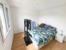 À vendre  Maison 4 pièce(s) 90 m2 récente louée à Châbons -  Idéal investisseur