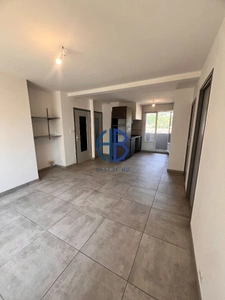 Appartement Bourgoin Jallieu 4 pièce(s) 61 m2