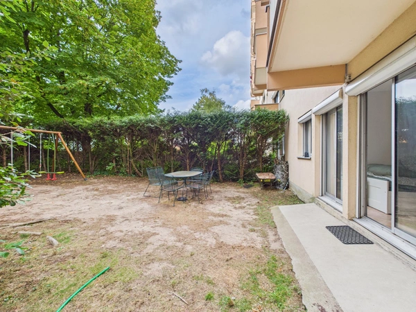 APPARTEMENT 4 PIECES - MONTROUGE - JARDIN - GARAGE