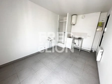 PARIS 18 - QUARTIER CLIGNANCOURT 5