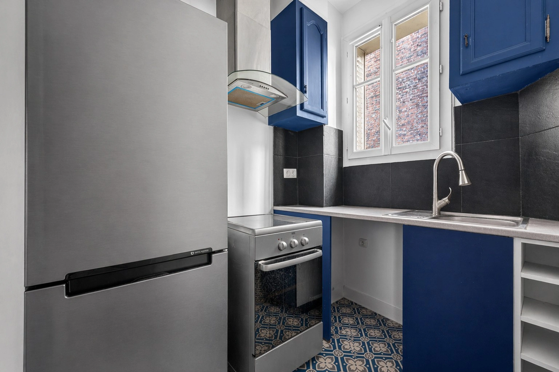 PARIS 13 - PLACE DE RUNGIS 6