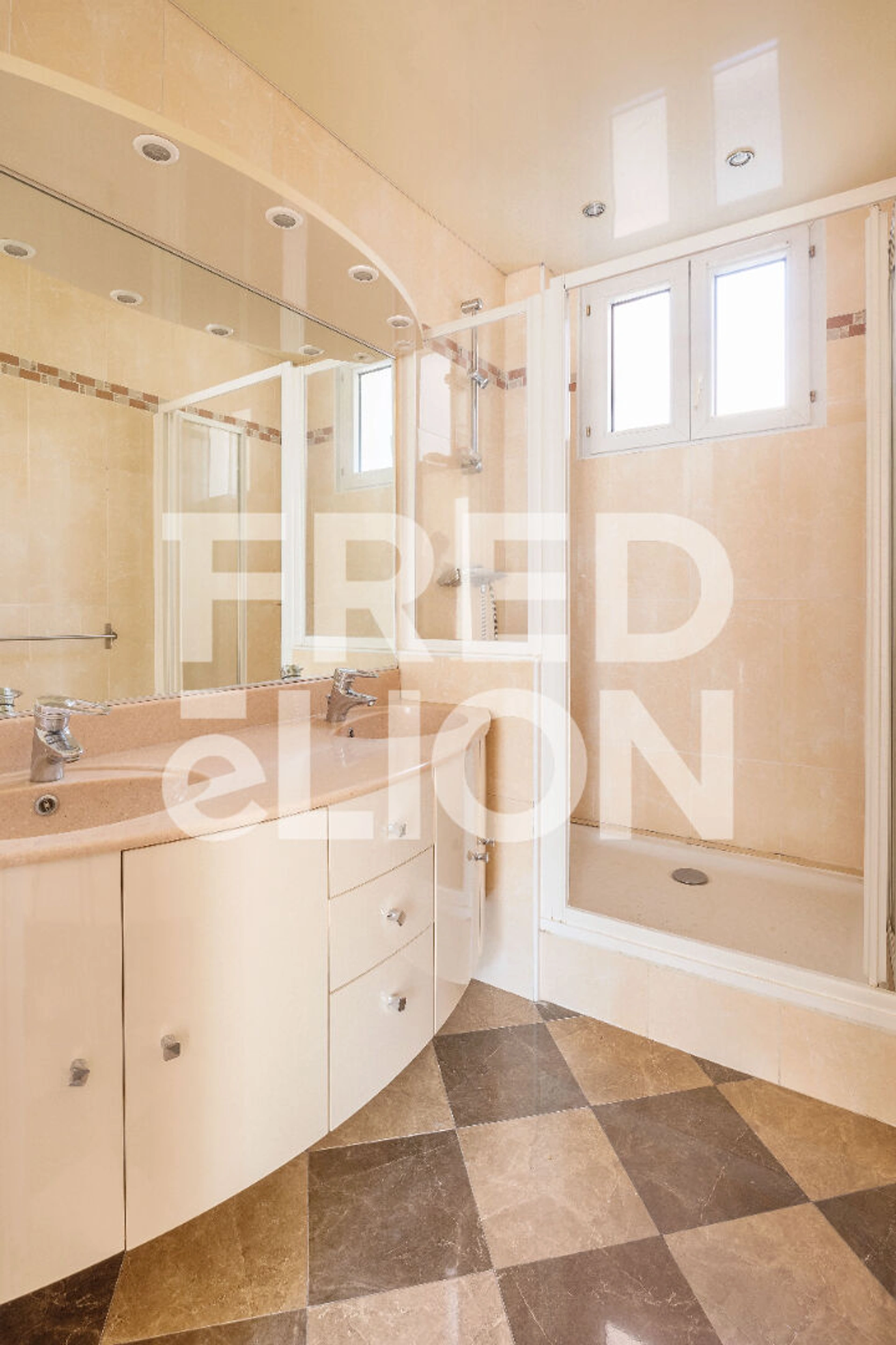 PARIS 13 - BUTTE AUX CAILLES 6