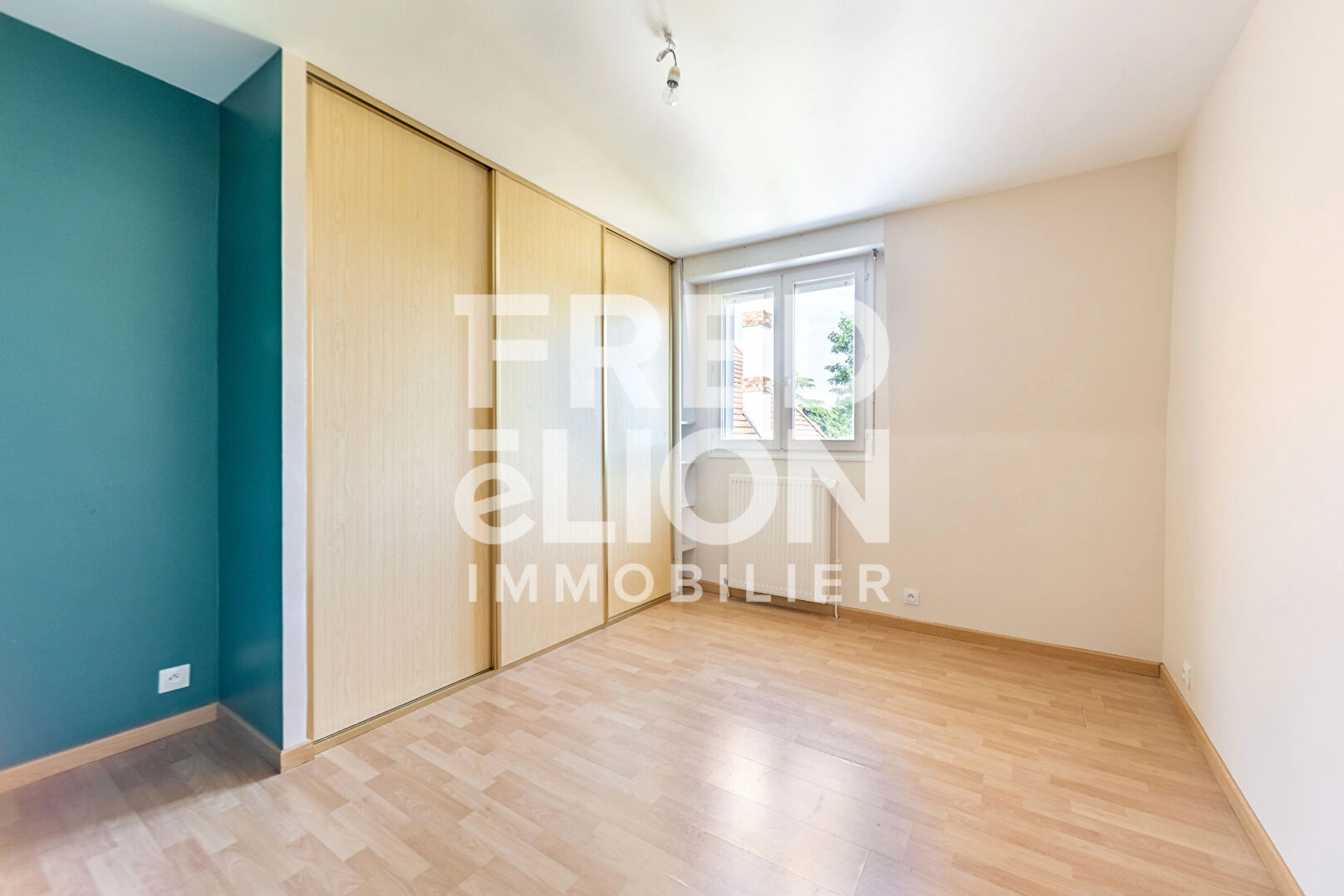 SAINT MAUR DES FOSSES - LA VARENNE 9