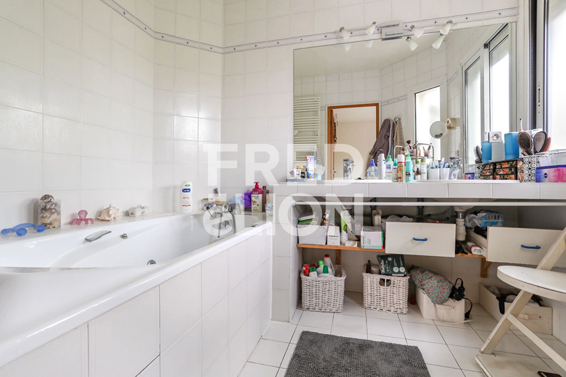 CHÂTILLON  - QUARTIER ROISSYS 15