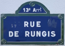 Quelle est l'origine de la rue de Rungis à Paris 13ème ?