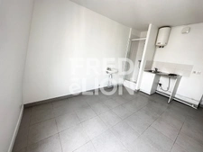 PARIS 18 - QUARTIER CLIGNANCOURT 6