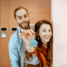 Peut-on différer la date d'effet du bail par rapport à sa date de signature ?