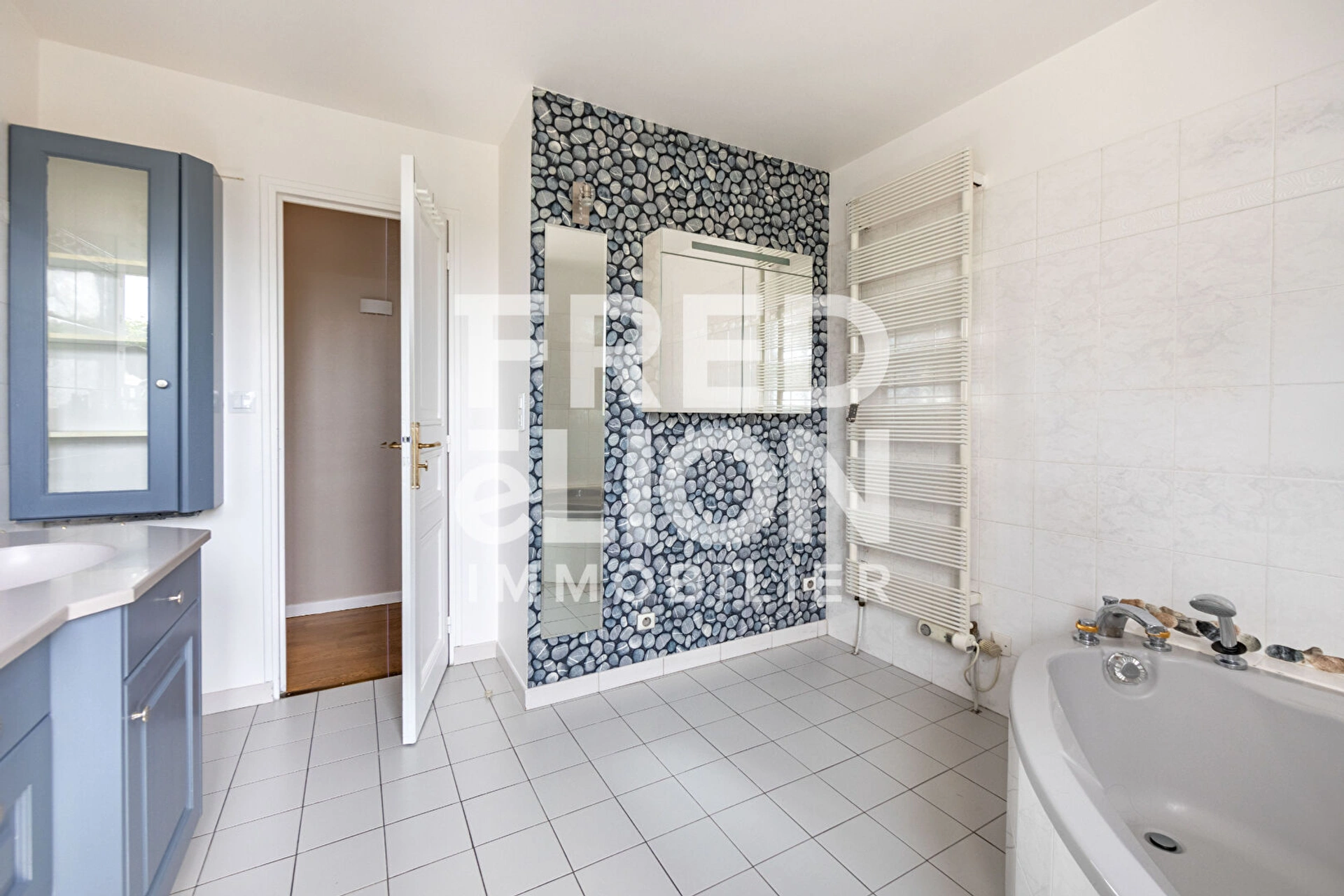 SAINT MAUR DES FOSSES - LA VARENNE 12