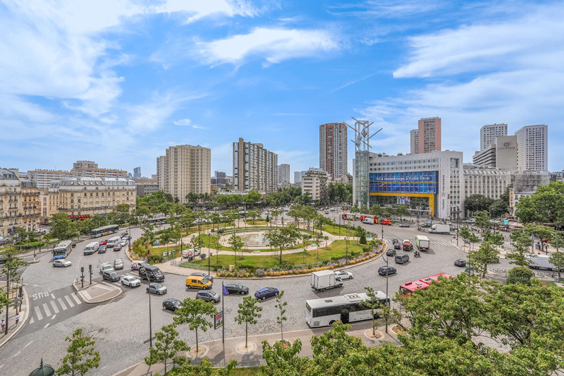 PARIS 13 - PLACE D'ITALIE 16