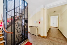 PARIS 13 - CROULEBARBE 11