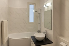 PARIS 13 - CROULEBARBE 4