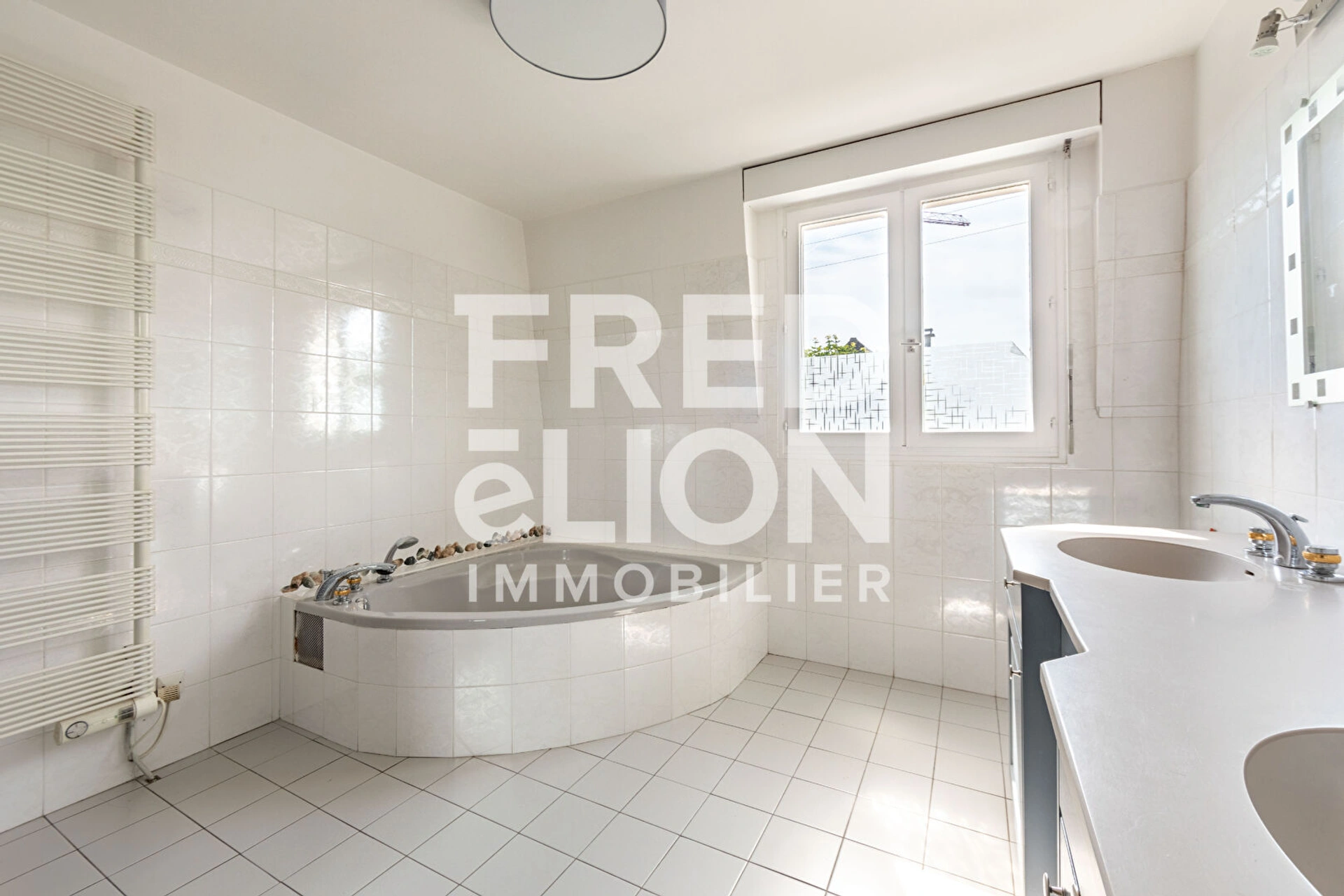 SAINT MAUR DES FOSSES - LA VARENNE 11