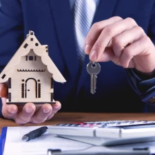 Est-il possible pour un mineur de vendre un logement ?