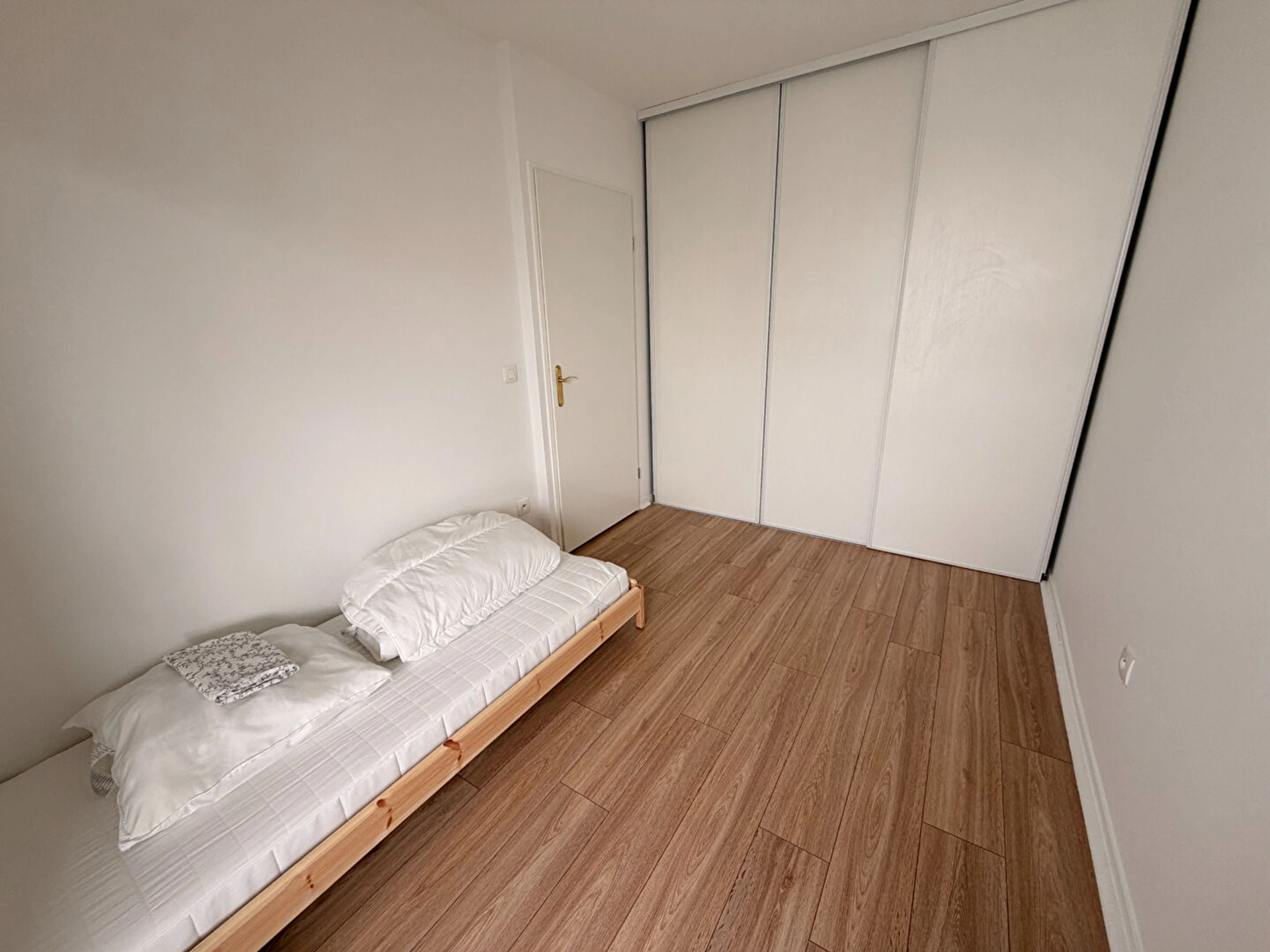 CHEVILLY LARUE - CLOS SAINT-MICHEL 11