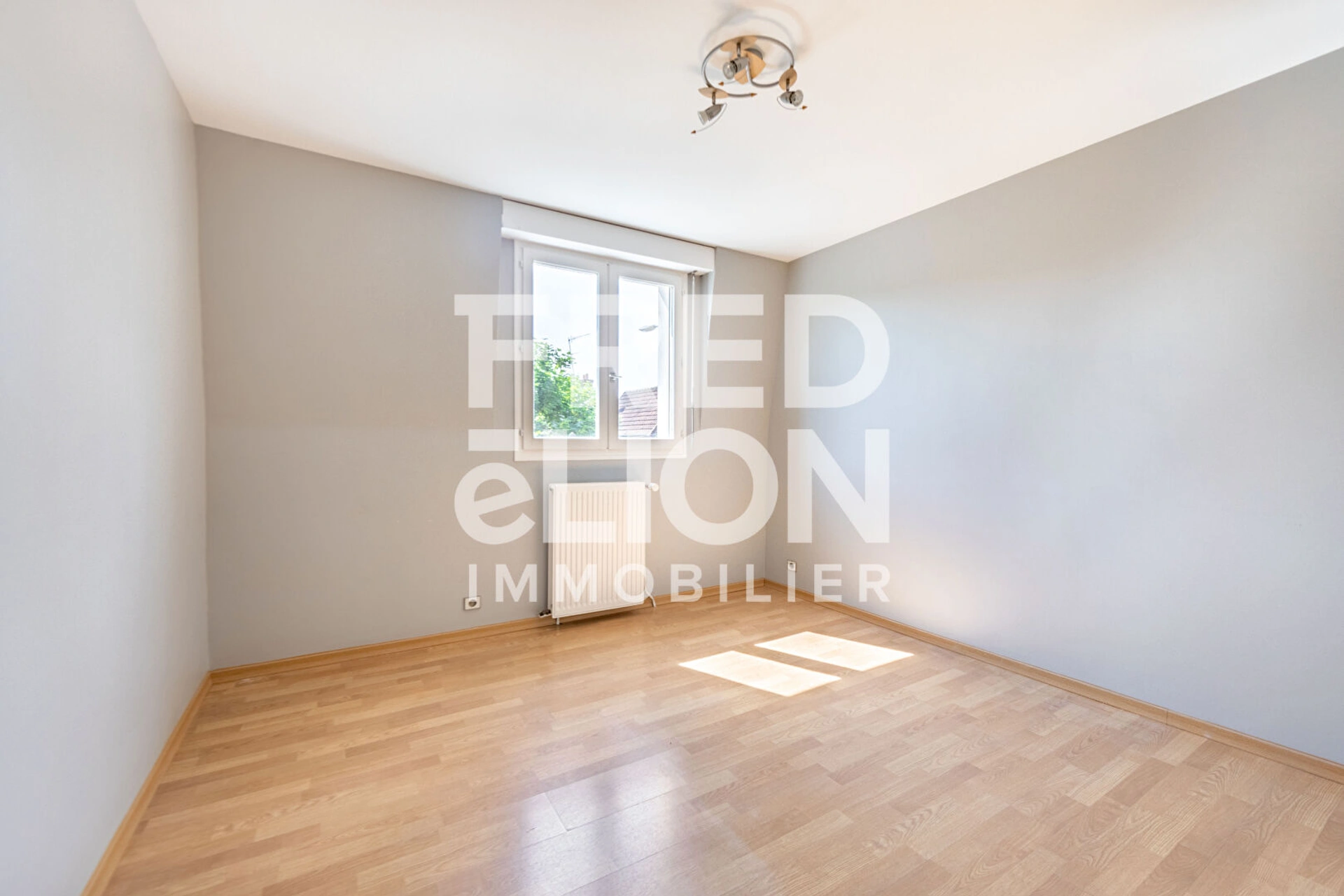 SAINT MAUR DES FOSSES - LA VARENNE 10