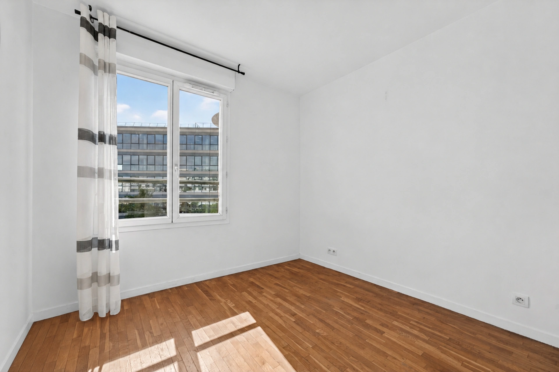 CHATILLON - MAISON BLANCHE VAUBAN 4