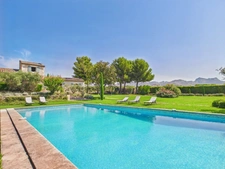 VACANCES EN PROVENCE – MAS AVEC PISCINE ET VUE SUR LES ALPILLES