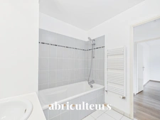 À 2 pas de la Cité du Vin — Appartement T3 Lumineux avec Terrasse de 18 m² & Parking