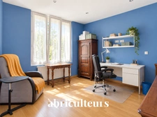 Maison familiale avec piscine et grand jardin avec fort potentiel  à Caudéran 33200