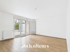 À 2 pas de la Cité du Vin — Appartement T3 Lumineux avec Terrasse de 18 m² & Parking