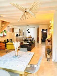 Maison - 180 m² - 6 pièces - Bordeaux Caudéran