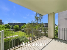 T3 lumineux 57 m² avec terrasse en vente à  Cenon