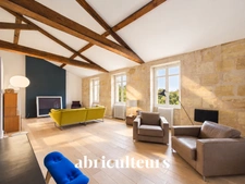 Rare : Appartement de 100 m² avec terrasse face  au Jardin Public à Bordeaux (33000)
