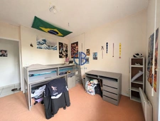 Appartement T3 en rez-de-jardin clos avec parking et cave