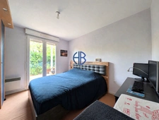 Appartement T3 en rez-de-jardin clos avec parking et cave