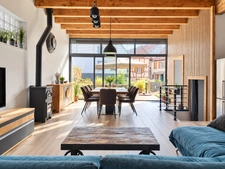 Ancienne grange rénovée esprit loft