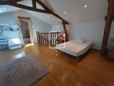 Maison en pierre rénovée   2 chambres   Véranda chauffée   J 8